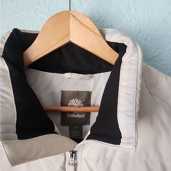 Timberland Cream Vest for Versatile Layering - Picture 3 of 10